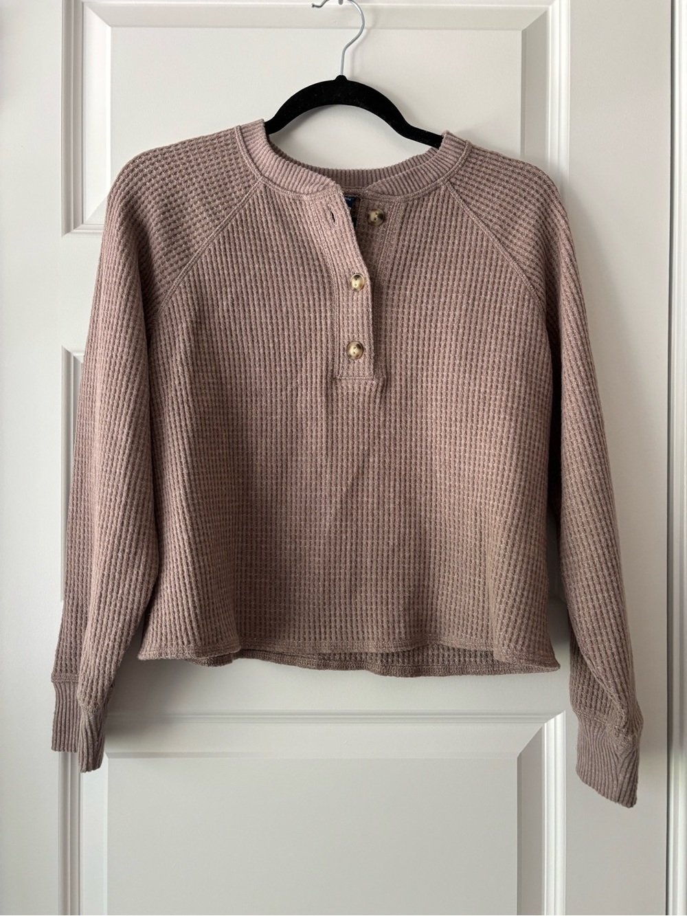 Old Navy Plush Long-Sleeve Waffle Henley XS Petite